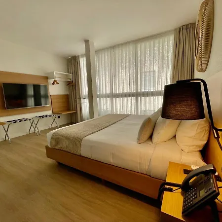 Hotell Emblematico Hi 3*