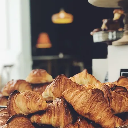 Emblematico Hi Hotel