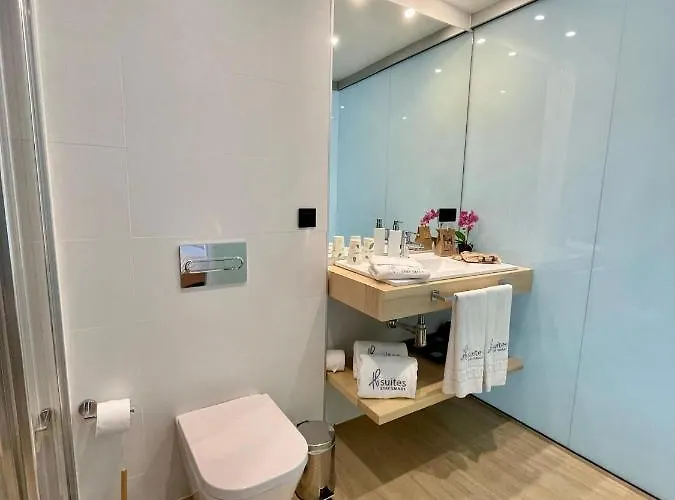 Hotel Emblematico Hi 3*