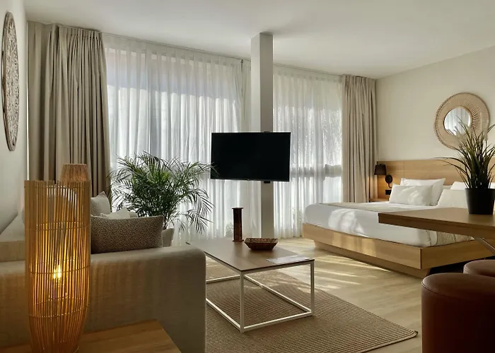 Emblematico Hi Hotell 3*