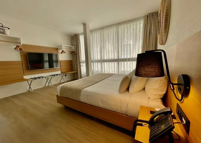 Hotel Emblemático Hi 3*