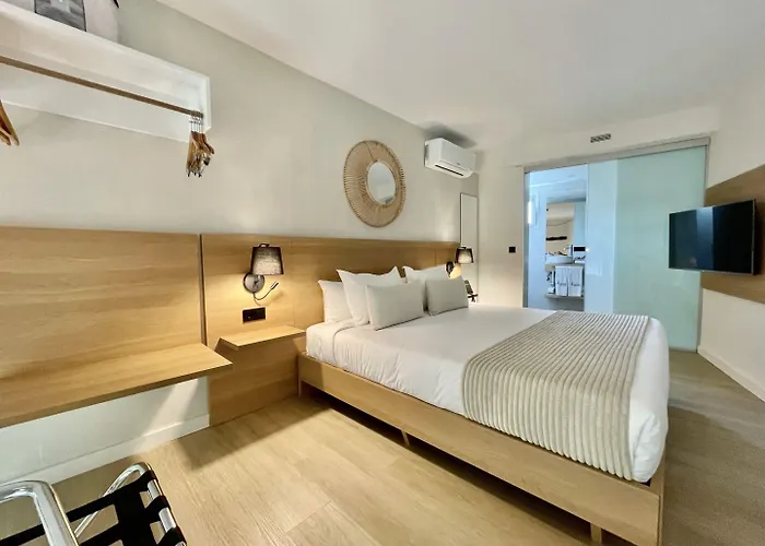 Hotel Emblemático Hi 3*